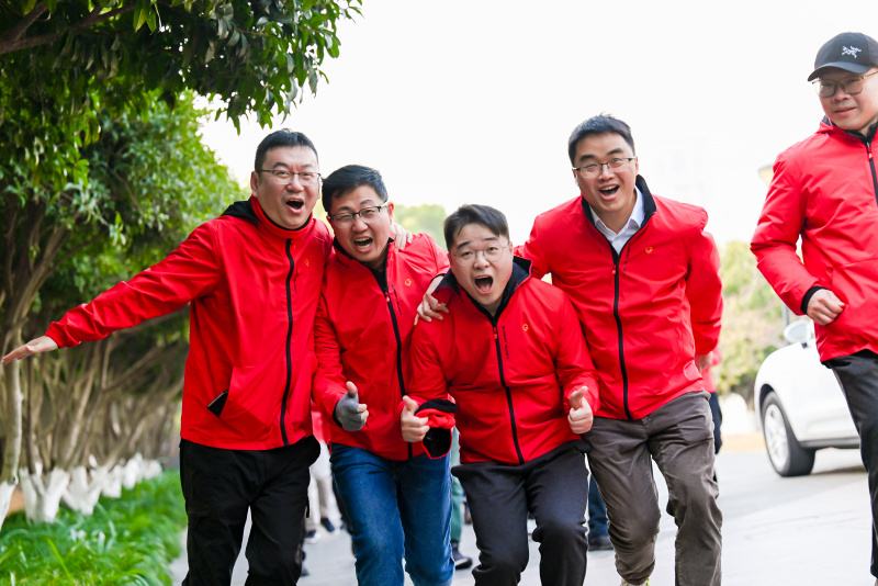 1739260281884486EvFm.jpg 迎新跑08.JPG