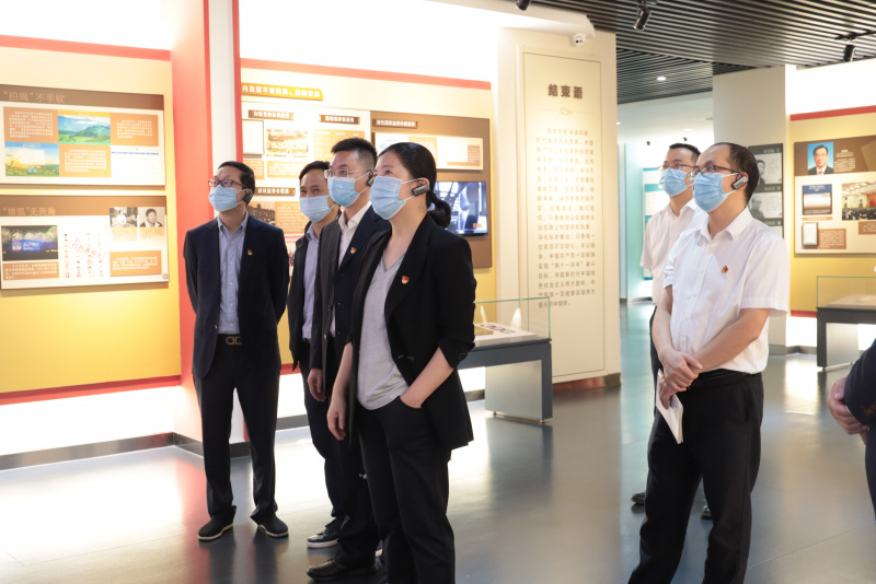 1739863398630359lXu2.jpg 參觀《不忘初心、牢記使命》《清廉浙江、勇立潮頭》《以案為鑒、警鐘長鳴》案例.JPG